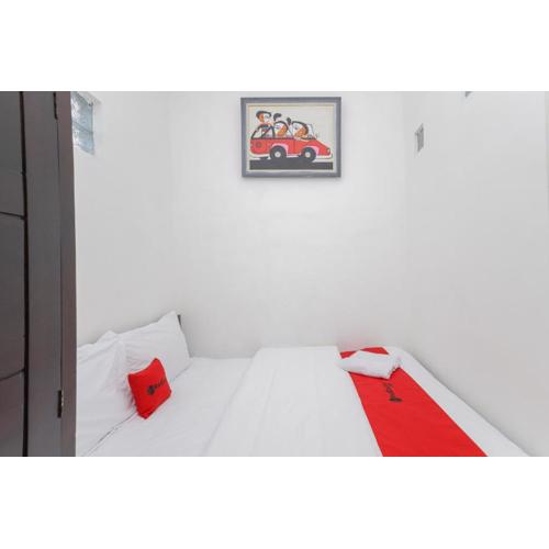 RedDoorz Syariah near Universitas Jember