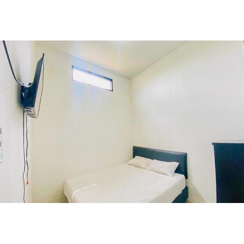 RedDoorz Syariah near Universitas Muhammadiyah Jember