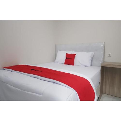 RedDoorz Syariah near UNSOED