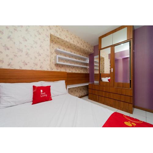 RedLiving Apartemen Gateway Cicadas - DB Room