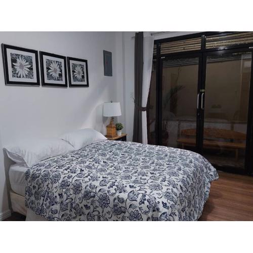 Regal425 Condotel near Clark and Angeles University Foundation