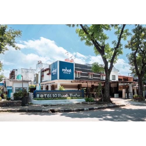 Rehat at Hotel 10 Buah Batu