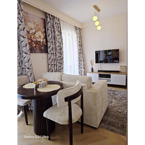 Reily Luxury Homes - Studio Apartment, Syokimau near JKIA & SGR, PARK VIEW