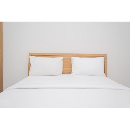 Relax and Simply Studio Apartment at Parkland Avenue By Travelio