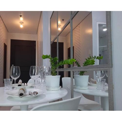 Relax in style with fast WIFI Netflix