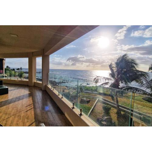 Relax in this Oceanside Apartment - F6