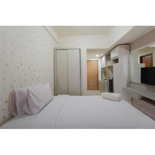 Relax Studio at Vida View Makassar Apartment By Travelio