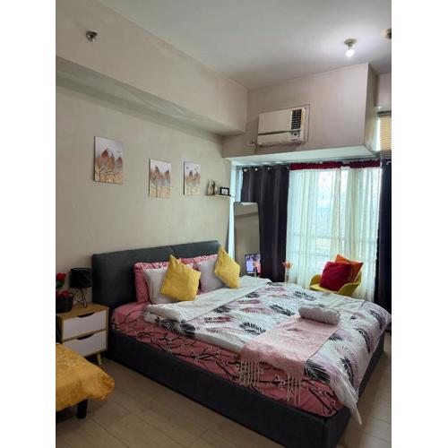 Relaxing shining sunrise