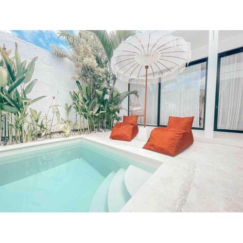 Renovated 2BD Oasis with POOL - CasaEra in Seminyak main hub