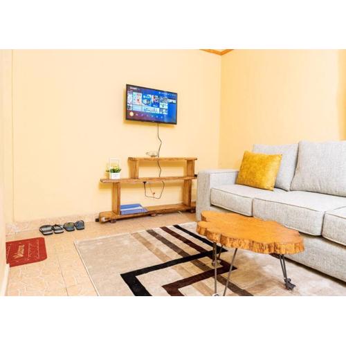 Repose Stay - Karen, 2 Bedroom, WiFi,Parking, CCTV