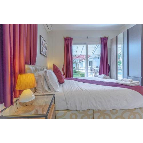 Resort 1-Huge Pool, BBQ, 300m-Beach, 8 mins to Walking Street