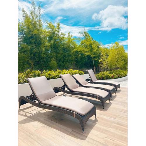 Resort Vibes Fully Furnished Condo in Cebu