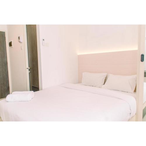 Restful and Comfy Studio at Serpong Garden Apartment By Travelio