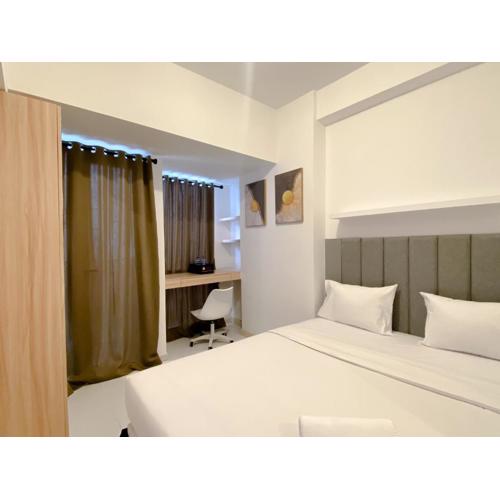 Restful and Good Deal Studio at Tokyo Riverside PIK 2 Apartment By Travelio