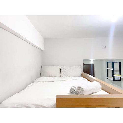 Restful and Well Designed Studio Transpark Juanda Bekasi Timur Apartment By Travelio
