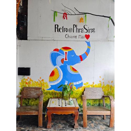 Retro At Phra Sing Guest House