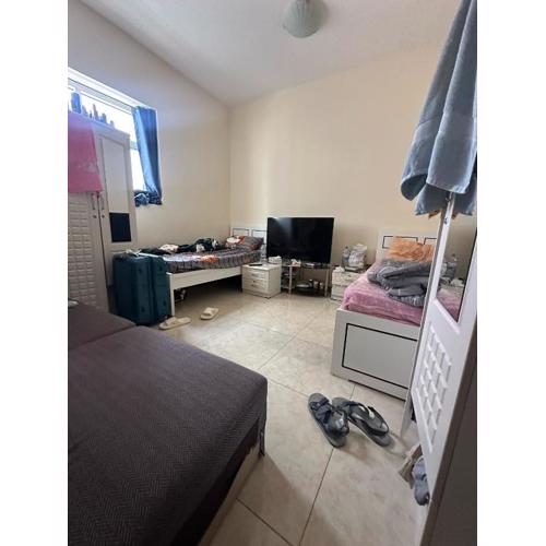 RG's Home 2, Men Bedspace