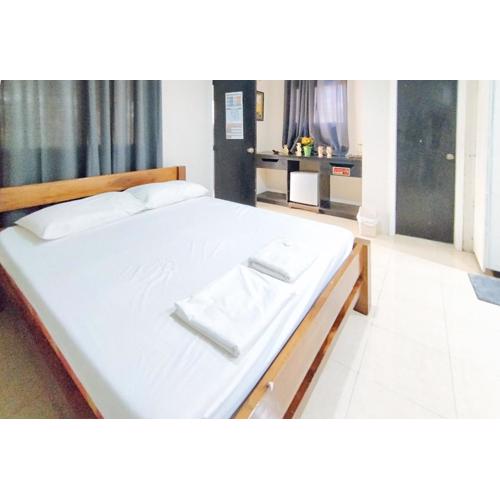 Riannes Beach Resort by RedDoorz