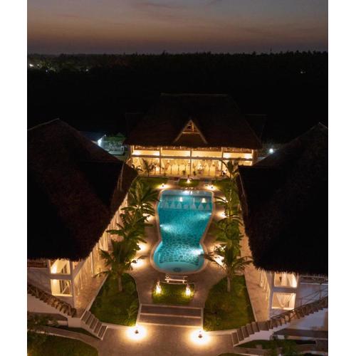 RiccArDella House Rafiki Tamu