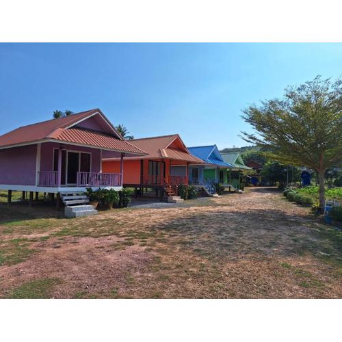 ทุ่งนา รีสอร์ท Rice Field Resort