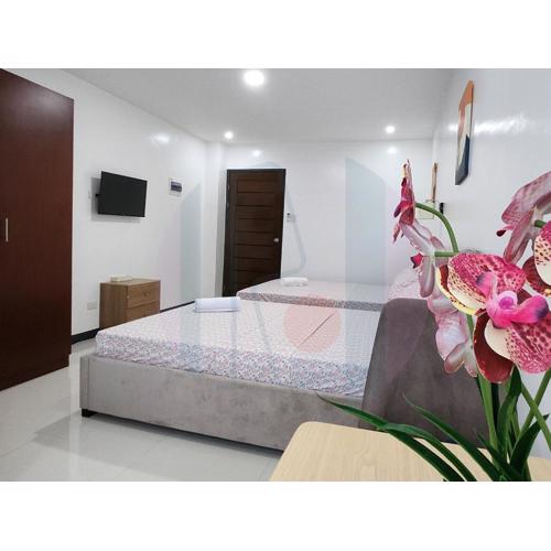 RiCres Hometel Double Bed R124