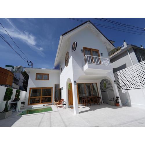 RIM HuaHin Villa By RoomQuest