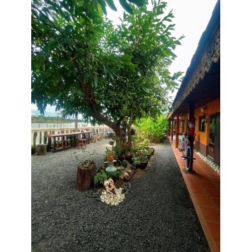 Rim Than View Resort