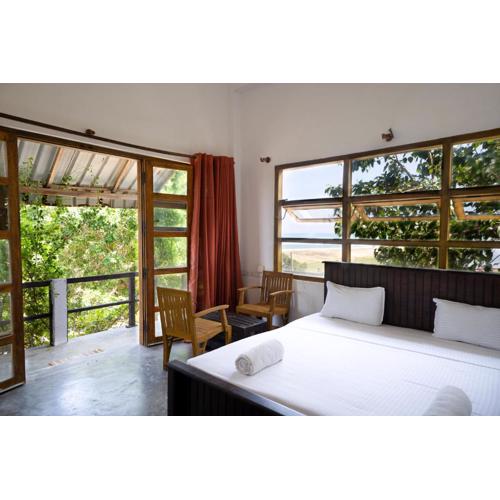 Rise & Set Arugam bay