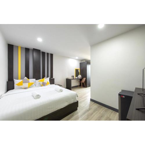 Riski Residence Bangbuathong