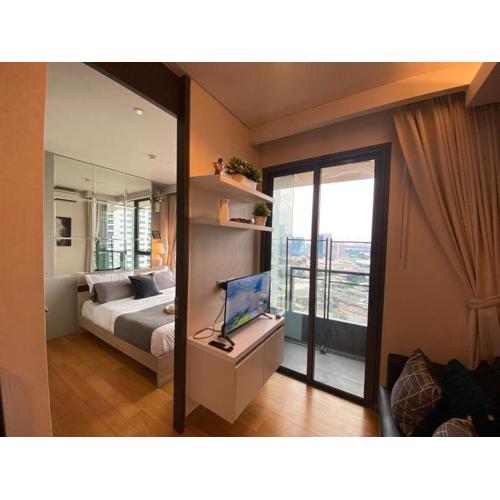 River View Modern 1BR - Weekly Cleaning - Phrom Phong