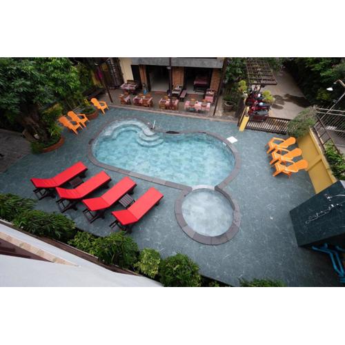 Riverside House Hotel