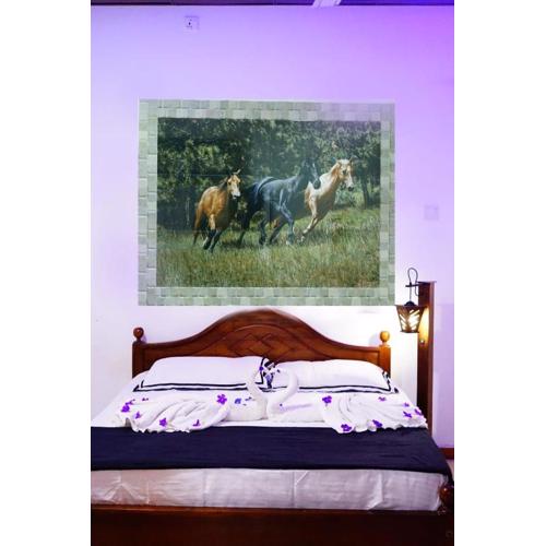 Riyon Rooms and Restaurant