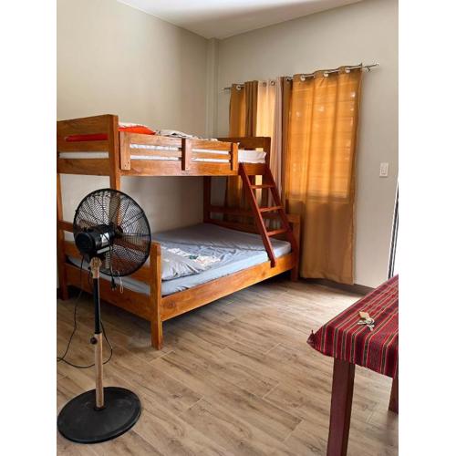 Riz Place Homestay - Queen Sized Bunk x Air-conditioned