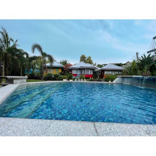 Rock and Wreck Dive Resort