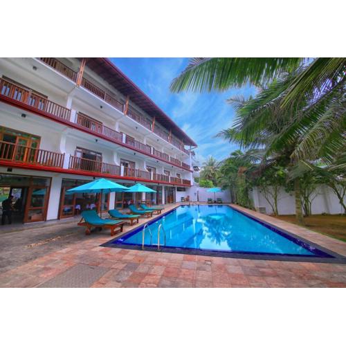 Rockside Beach Resort