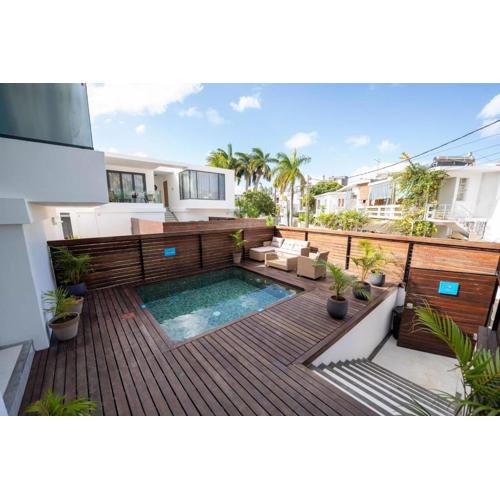 Rocky 01 Perebere Beach 100M