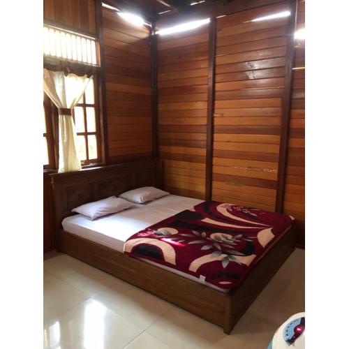 Roemah Kayu Saragan Syariah Magelang Mitra RedDoorz