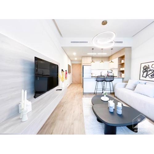 Rokane G25 Studio Modern Comfort with City Views