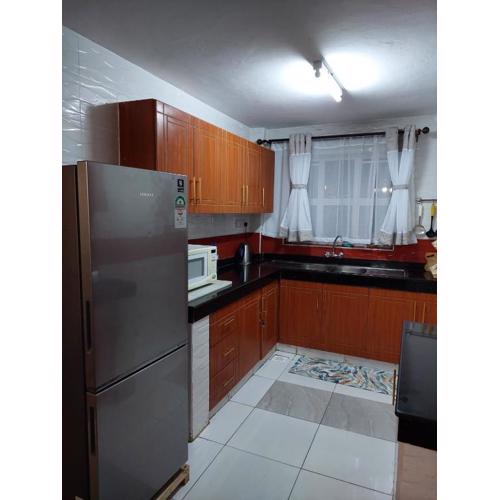 Roma Stays - Elegant 2 Bedroom all ensuite Apartment at Lifestyle Residency in Garden Estate