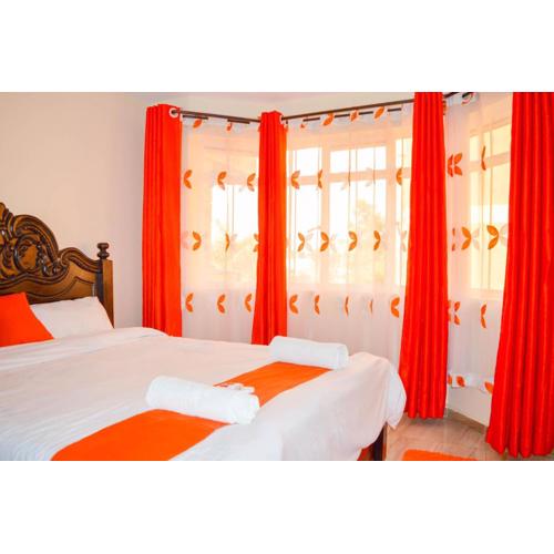 Roma Stays - Prestigious Lifestyle 2 bedroom all ensuite Opp Garden City Mall