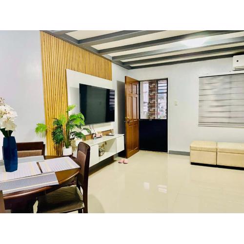 RomgelTransientHouseFamily