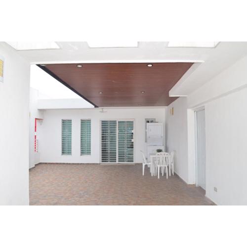 ROOFTOP APARTMENT WITH PRIVATE TERRACE