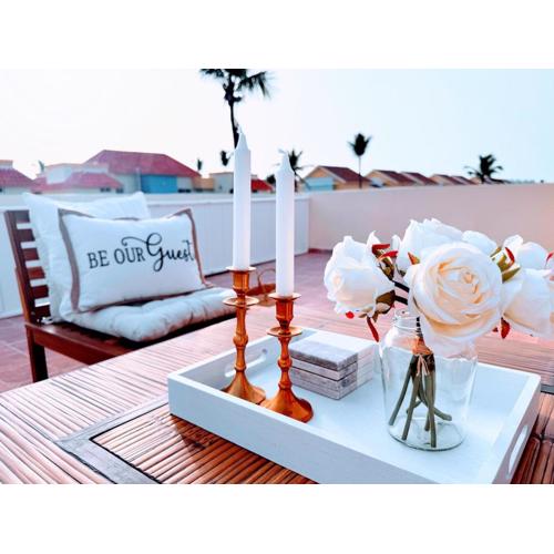 Rooftop, Pool View, Walk to Beach, Dining, Shops