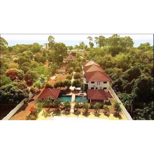 ROOM 1 at CET Resort with Pool, Padel, Tennis