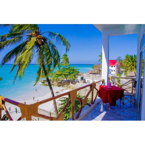 Room Ally at the beach for 2 - 3 guests