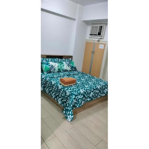 ROOM NEAR AIRPORT BY RQUi