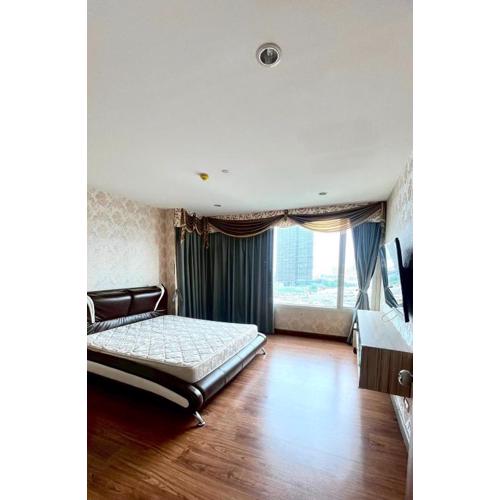 Room near Iconsiam 2km