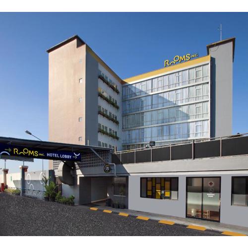 ROOMS INC d'botanica Bandung