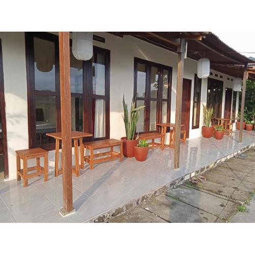 Rosella Cottages - Homestay - Yogyakarta