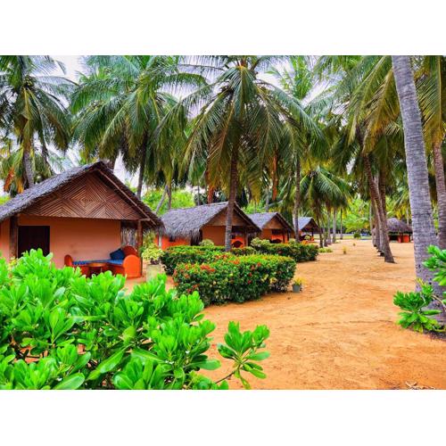 Roshanne Beach Resort